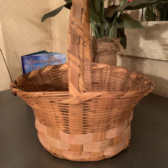 Vintage Oval Wicker Basket MADE IN MEXICO. PINK and GREEN stripes.
